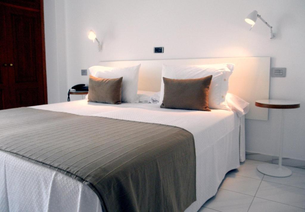 אריאס Hotel Farsund חדר תמונה
